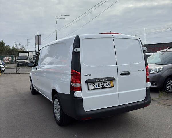 Мерседес Вито, объемом двигателя 2.14 л и пробегом 193 тыс. км за 24900 $, фото 6 на Automoto.ua