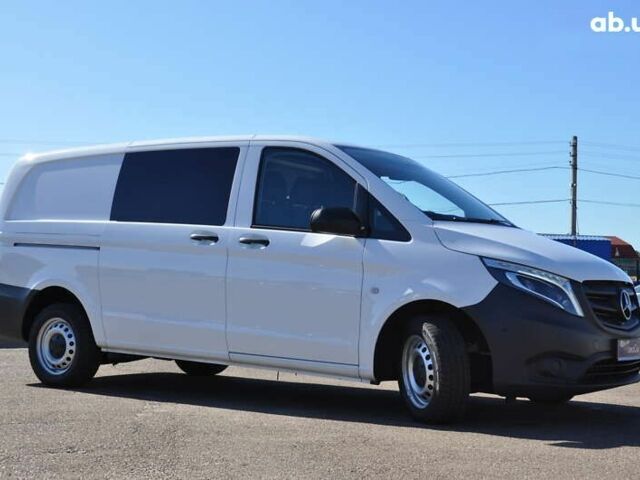Мерседес Вито, объемом двигателя 2 л и пробегом 200 тыс. км за 27500 $, фото 13 на Automoto.ua