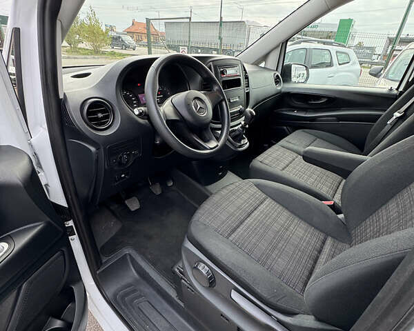 Мерседес Вито, объемом двигателя 2.14 л и пробегом 193 тыс. км за 24900 $, фото 12 на Automoto.ua