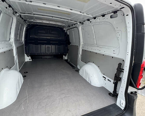 Мерседес Вито, объемом двигателя 2.14 л и пробегом 193 тыс. км за 24900 $, фото 26 на Automoto.ua