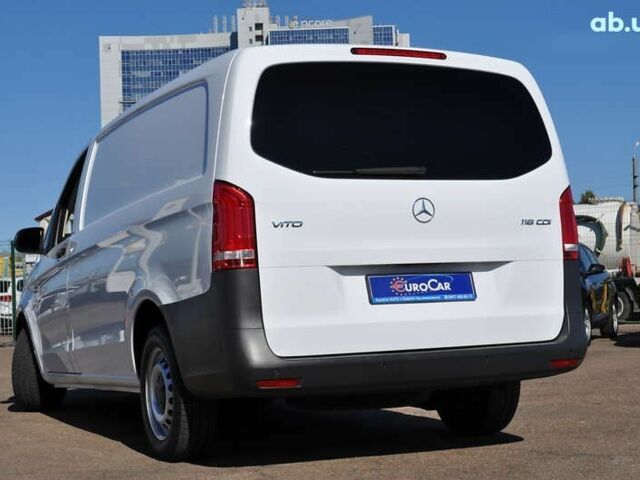 Мерседес Вито, объемом двигателя 2 л и пробегом 200 тыс. км за 27500 $, фото 5 на Automoto.ua