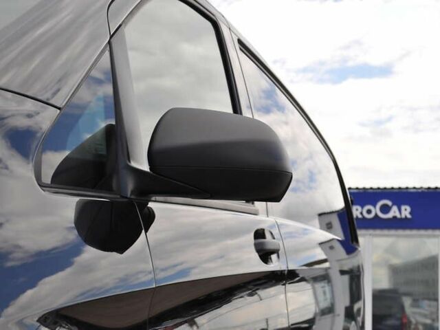 Мерседес Вито, объемом двигателя 2 л и пробегом 250 тыс. км за 27800 $, фото 13 на Automoto.ua