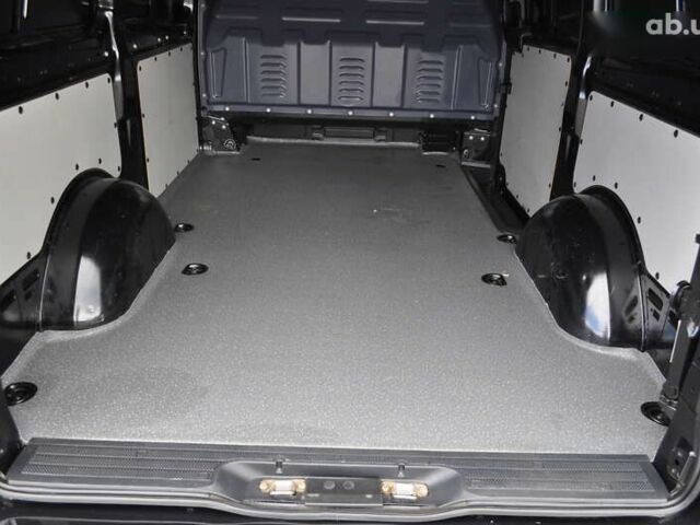 Мерседес Вито, объемом двигателя 2 л и пробегом 250 тыс. км за 27800 $, фото 25 на Automoto.ua