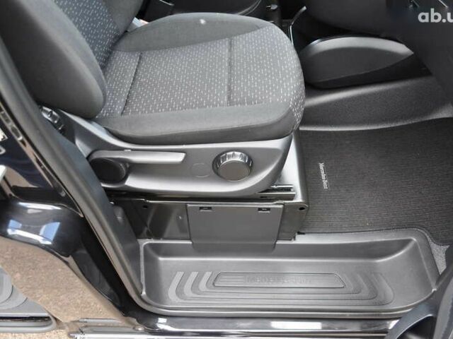 Мерседес Вито, объемом двигателя 2 л и пробегом 250 тыс. км за 27800 $, фото 29 на Automoto.ua