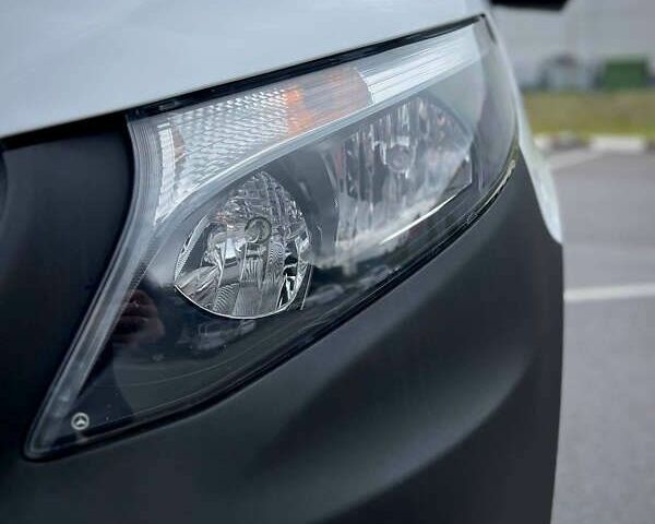 Мерседес Вито, объемом двигателя 2 л и пробегом 210 тыс. км за 27300 $, фото 9 на Automoto.ua