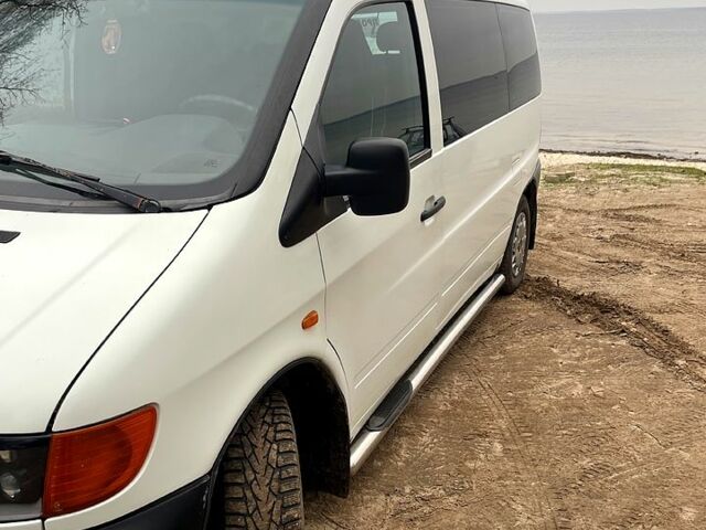 Мерседес Вито, объемом двигателя 2.3 л и пробегом 396 тыс. км за 4700 $, фото 1 на Automoto.ua