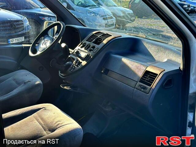 Мерседес Віто, об'ємом двигуна 2.3 л та пробігом 0 тис. км за 1999 $, фото 6 на Automoto.ua