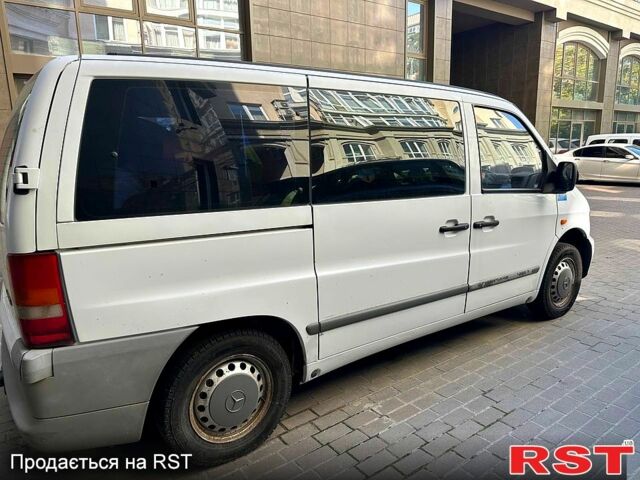 Мерседес Вито, объемом двигателя 2.3 л и пробегом 200 тыс. км за 4500 $, фото 1 на Automoto.ua