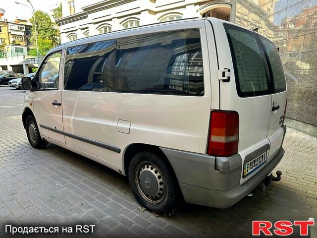 Мерседес Вито, объемом двигателя 2.3 л и пробегом 200 тыс. км за 4500 $, фото 3 на Automoto.ua