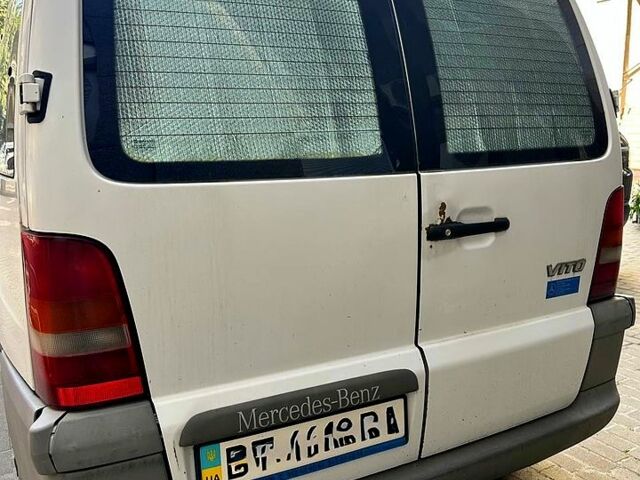 Мерседес Вито, объемом двигателя 2.3 л и пробегом 200 тыс. км за 4500 $, фото 2 на Automoto.ua