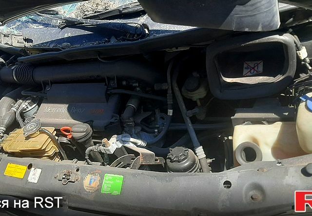 Мерседес Вито, объемом двигателя 2.2 л и пробегом 0 тыс. км за 4000 $, фото 6 на Automoto.ua