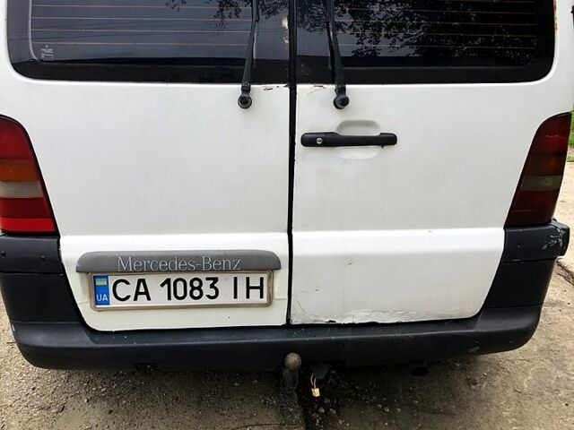 Мерседес Віто, об'ємом двигуна 2.2 л та пробігом 300 тис. км за 4000 $, фото 3 на Automoto.ua