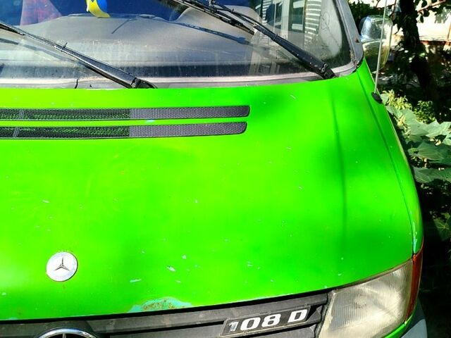 Мерседес Віто, об'ємом двигуна 2.3 л та пробігом 508 тис. км за 3400 $, фото 3 на Automoto.ua