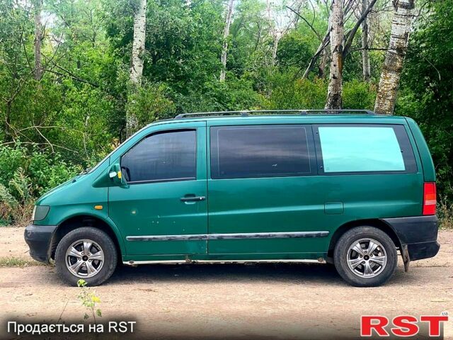 Мерседес Вито, объемом двигателя 2.2 л и пробегом 320 тыс. км за 2000 $, фото 1 на Automoto.ua