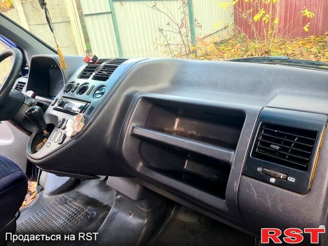 Мерседес Віто, об'ємом двигуна 2.2 л та пробігом 380 тис. км за 4500 $, фото 5 на Automoto.ua