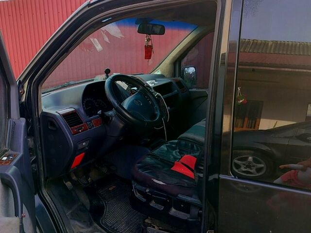 Мерседес Віто, об'ємом двигуна 2.2 л та пробігом 0 тис. км за 2200 $, фото 1 на Automoto.ua