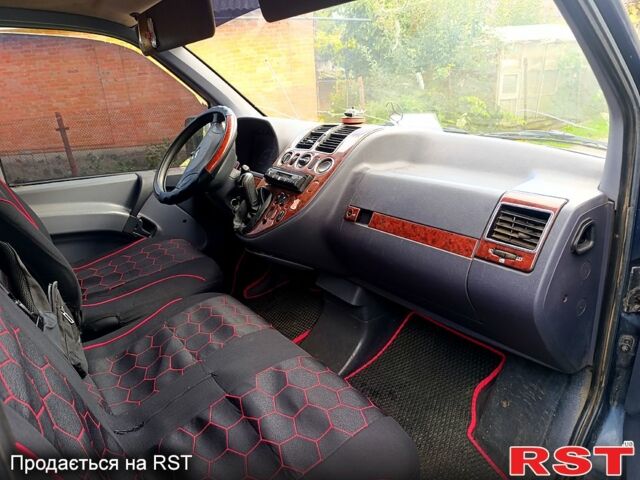 Мерседес Вито, объемом двигателя 2.2 л и пробегом 0 тыс. км за 3500 $, фото 3 на Automoto.ua