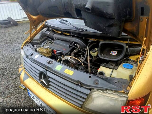 Мерседес Вито, объемом двигателя 2.2 л и пробегом 300 тыс. км за 4750 $, фото 10 на Automoto.ua