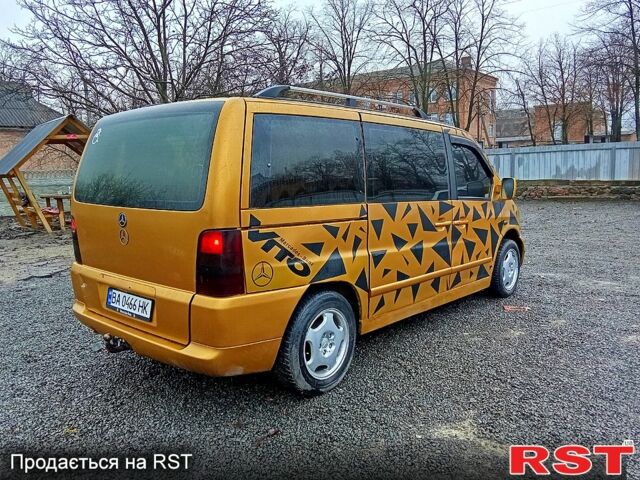 Мерседес Вито, объемом двигателя 2.2 л и пробегом 300 тыс. км за 4750 $, фото 2 на Automoto.ua