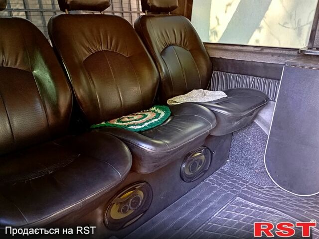 Мерседес Віто, об'ємом двигуна 2.2 л та пробігом 324 тис. км за 5300 $, фото 3 на Automoto.ua