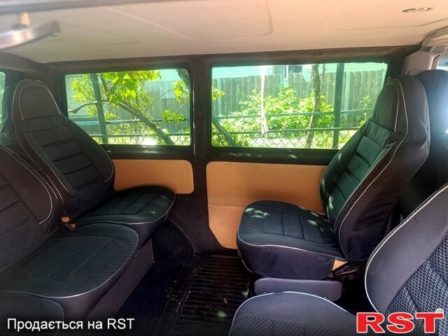 Мерседес Вито, объемом двигателя 2.2 л и пробегом 350 тыс. км за 5699 $, фото 12 на Automoto.ua