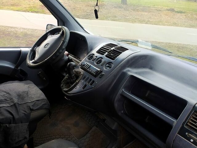 Мерседес Віто, об'ємом двигуна 2.2 л та пробігом 1 тис. км за 2200 $, фото 6 на Automoto.ua