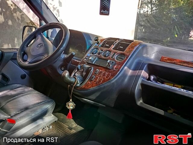 Мерседес Віто, об'ємом двигуна 2.2 л та пробігом 324 тис. км за 5300 $, фото 2 на Automoto.ua