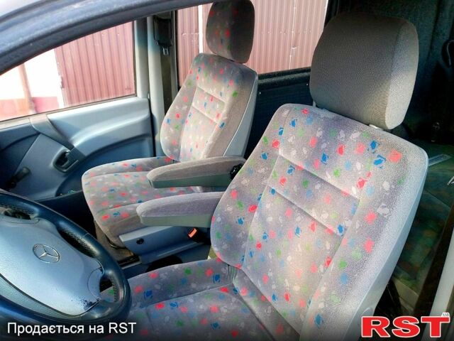 Мерседес Вито, объемом двигателя 22 л и пробегом 387 тыс. км за 4950 $, фото 2 на Automoto.ua