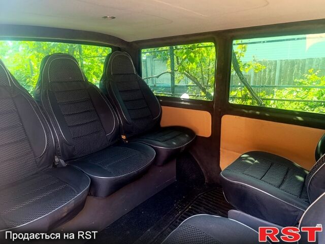 Мерседес Вито, объемом двигателя 2.2 л и пробегом 350 тыс. км за 5699 $, фото 8 на Automoto.ua