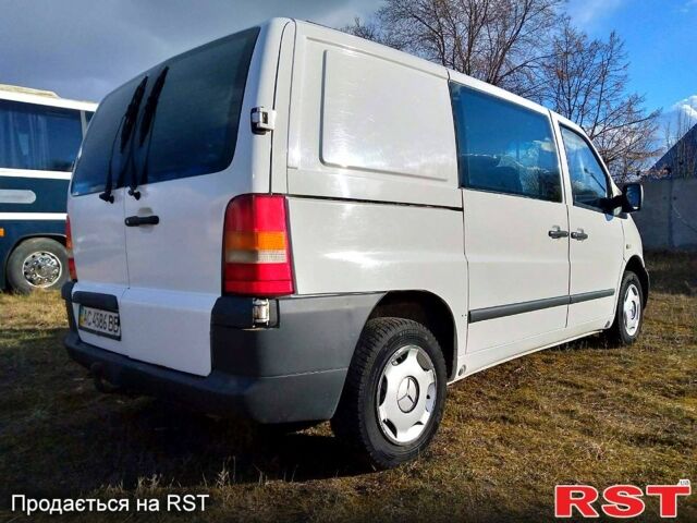 Мерседес Вито, объемом двигателя 22 л и пробегом 387 тыс. км за 4950 $, фото 7 на Automoto.ua