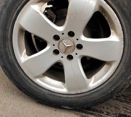 Мерседес Вито, объемом двигателя 22 л и пробегом 300 тыс. км за 5500 $, фото 6 на Automoto.ua