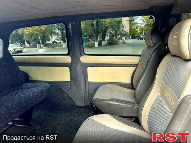 Мерседес Віто, об'ємом двигуна 2.2 л та пробігом 0 тис. км за 7000 $, фото 1 на Automoto.ua