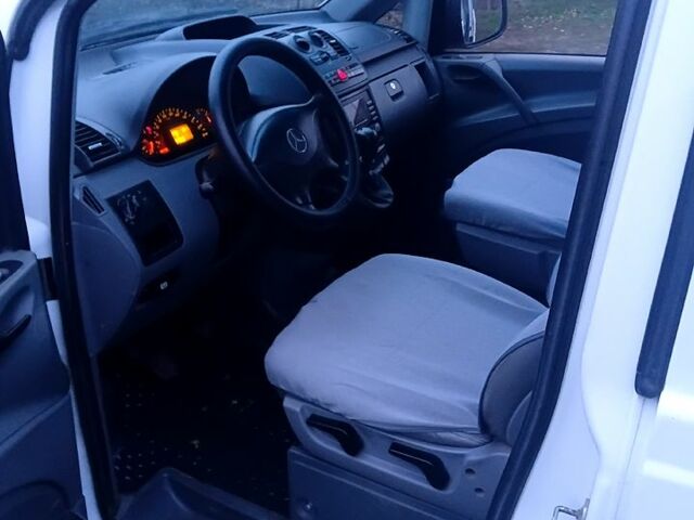 Мерседес Вито, объемом двигателя 2.2 л и пробегом 245 тыс. км за 7400 $, фото 6 на Automoto.ua