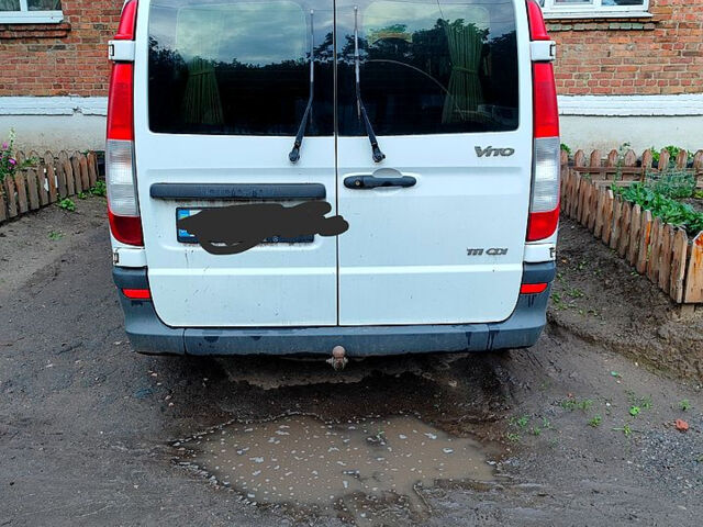 Мерседес Вито, объемом двигателя 2.1 л и пробегом 211 тыс. км за 7600 $, фото 8 на Automoto.ua