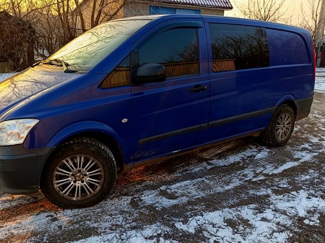 Мерседес Вито, объемом двигателя 2.2 л и пробегом 275 тыс. км за 9000 $, фото 4 на Automoto.ua