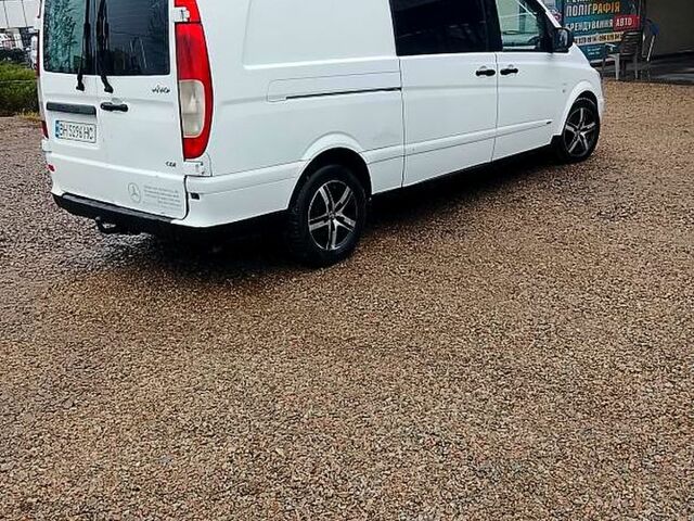 Мерседес Вито, объемом двигателя 2.2 л и пробегом 176 тыс. км за 4450 $, фото 3 на Automoto.ua