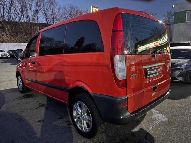 Красный Мерседес Вито пасс., объемом двигателя 2.2 л и пробегом 363 тыс. км за 7690 $, фото 10 на Automoto.ua