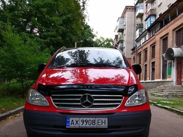 Красный Мерседес Вито пасс., объемом двигателя 2.2 л и пробегом 240 тыс. км за 3204 $, фото 2 на Automoto.ua