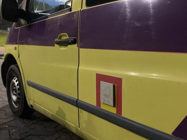 Жовтий Мерседес Віто, об'ємом двигуна 2.2 л та пробігом 425 тис. км за 2500 $, фото 6 на Automoto.ua