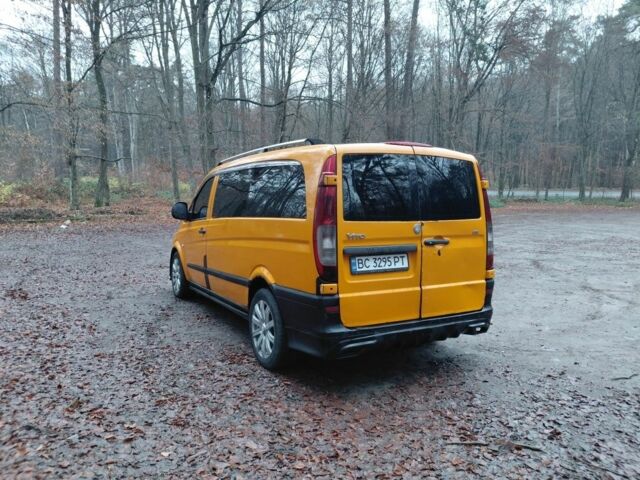 Желтый Мерседес Вито, объемом двигателя 2.1 л и пробегом 560 тыс. км за 5500 $, фото 4 на Automoto.ua