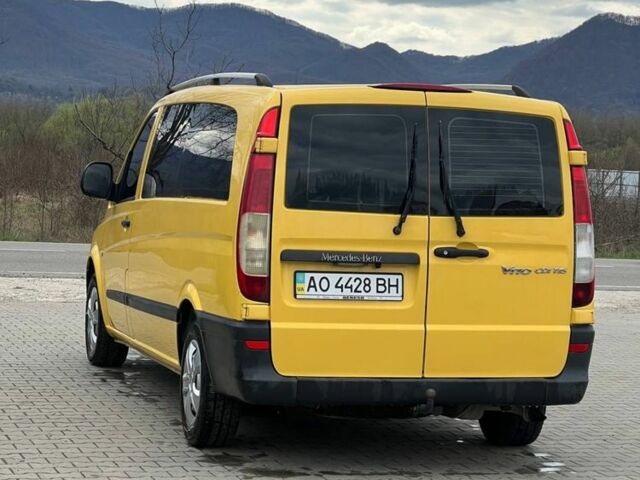Жовтий Мерседес Віто, об'ємом двигуна 2.1 л та пробігом 402 тис. км за 8800 $, фото 11 на Automoto.ua