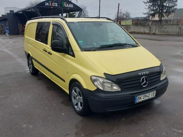 Желтый Мерседес Вито, объемом двигателя 2.1 л и пробегом 545 тыс. км за 8700 $, фото 2 на Automoto.ua