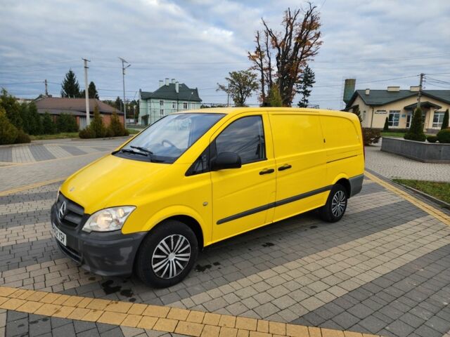 Жовтий Мерседес Віто, об'ємом двигуна 2.2 л та пробігом 148 тис. км за 5786 $, фото 6 на Automoto.ua
