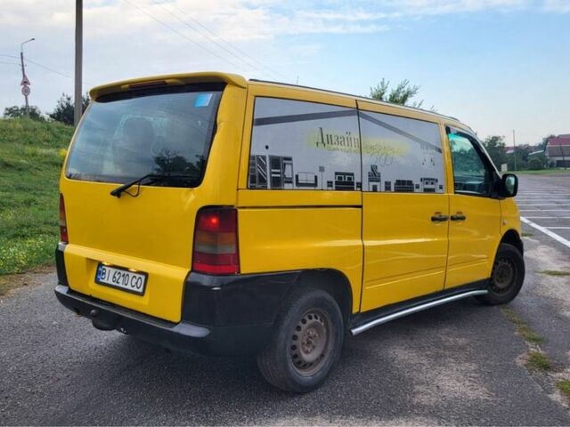 Желтый Мерседес Вито, объемом двигателя 2.3 л и пробегом 453 тыс. км за 3500 $, фото 4 на Automoto.ua