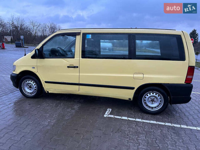 Желтый Мерседес Вито, объемом двигателя 2.15 л и пробегом 586 тыс. км за 3100 $, фото 2 на Automoto.ua