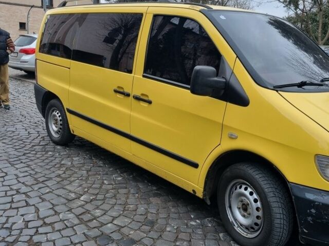Желтый Мерседес Вито, объемом двигателя 2.1 л и пробегом 400 тыс. км за 4000 $, фото 6 на Automoto.ua