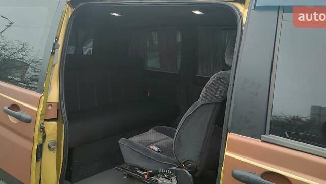Жовтий Мерседес Віто, об'ємом двигуна 2.1 л та пробігом 499 тис. км за 8100 $, фото 1 на Automoto.ua