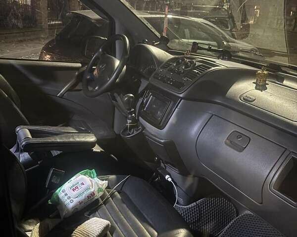 Жовтий Мерседес Віто, об'ємом двигуна 2.15 л та пробігом 500 тис. км за 6700 $, фото 9 на Automoto.ua