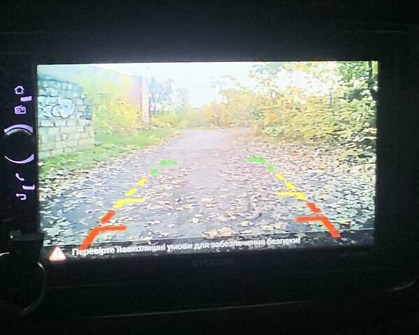 Желтый Мерседес Вито, объемом двигателя 2.2 л и пробегом 450 тыс. км за 8000 $, фото 26 на Automoto.ua