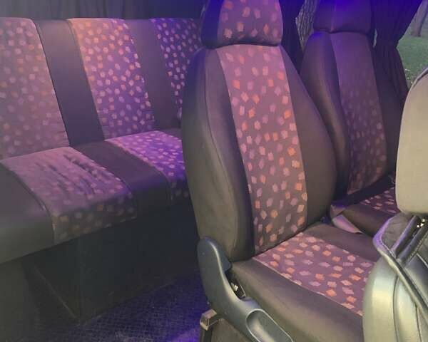 Желтый Мерседес Вито, объемом двигателя 2.2 л и пробегом 450 тыс. км за 8000 $, фото 16 на Automoto.ua